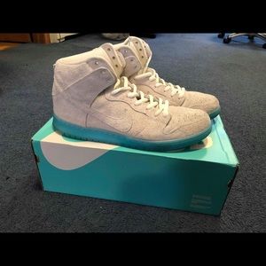 Nike SB Dunk High Pro “Chairman Bao”